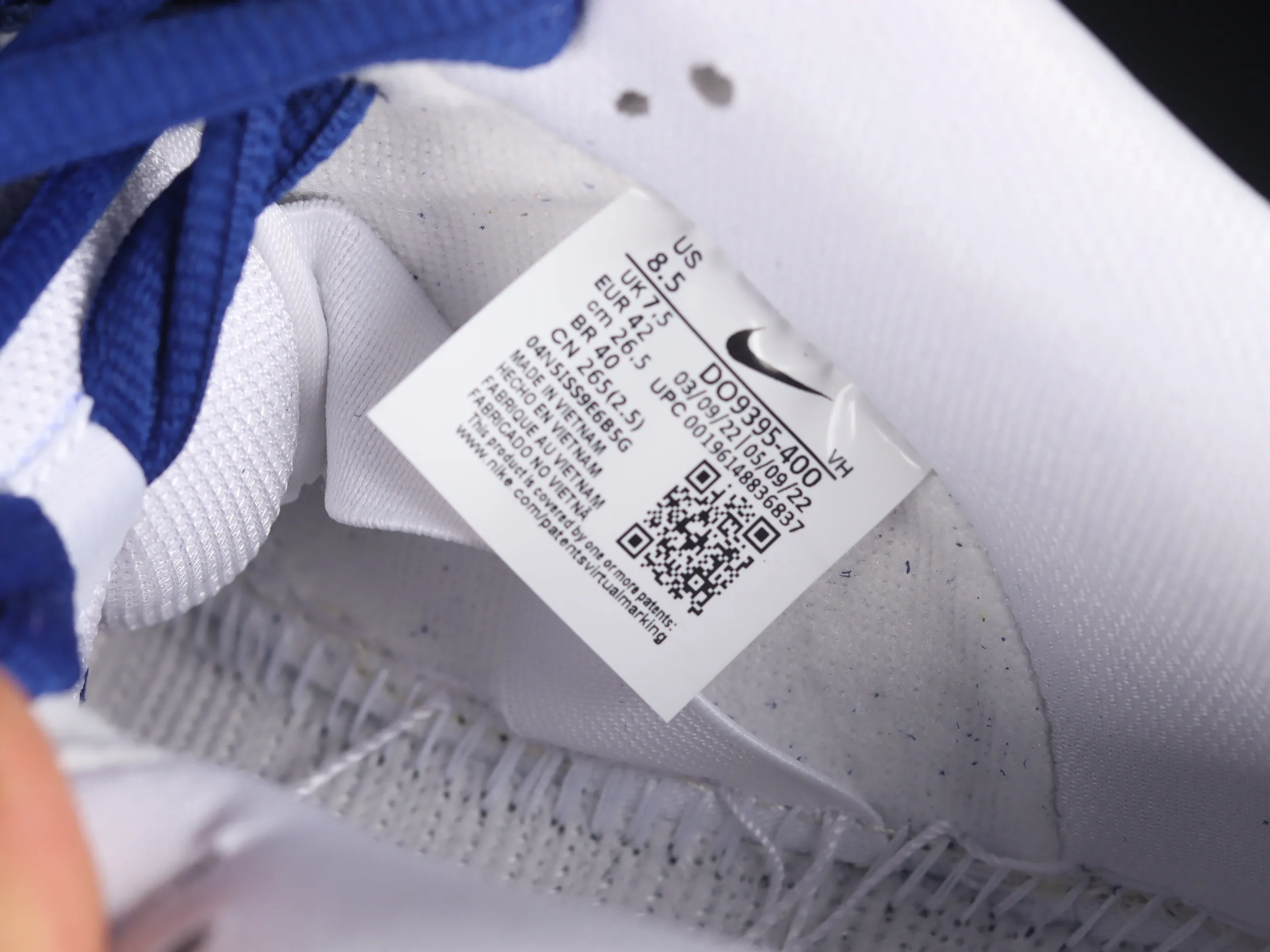 All Categories Nk SB Dunk Series Nk SB Dunk Low Low-top Sneakers M Version Pure Original Nk SB Dunk Low White Blue Los Angeles Dodgers SB Smashing Backboard Fashion Casual Sneakers DO9395-400